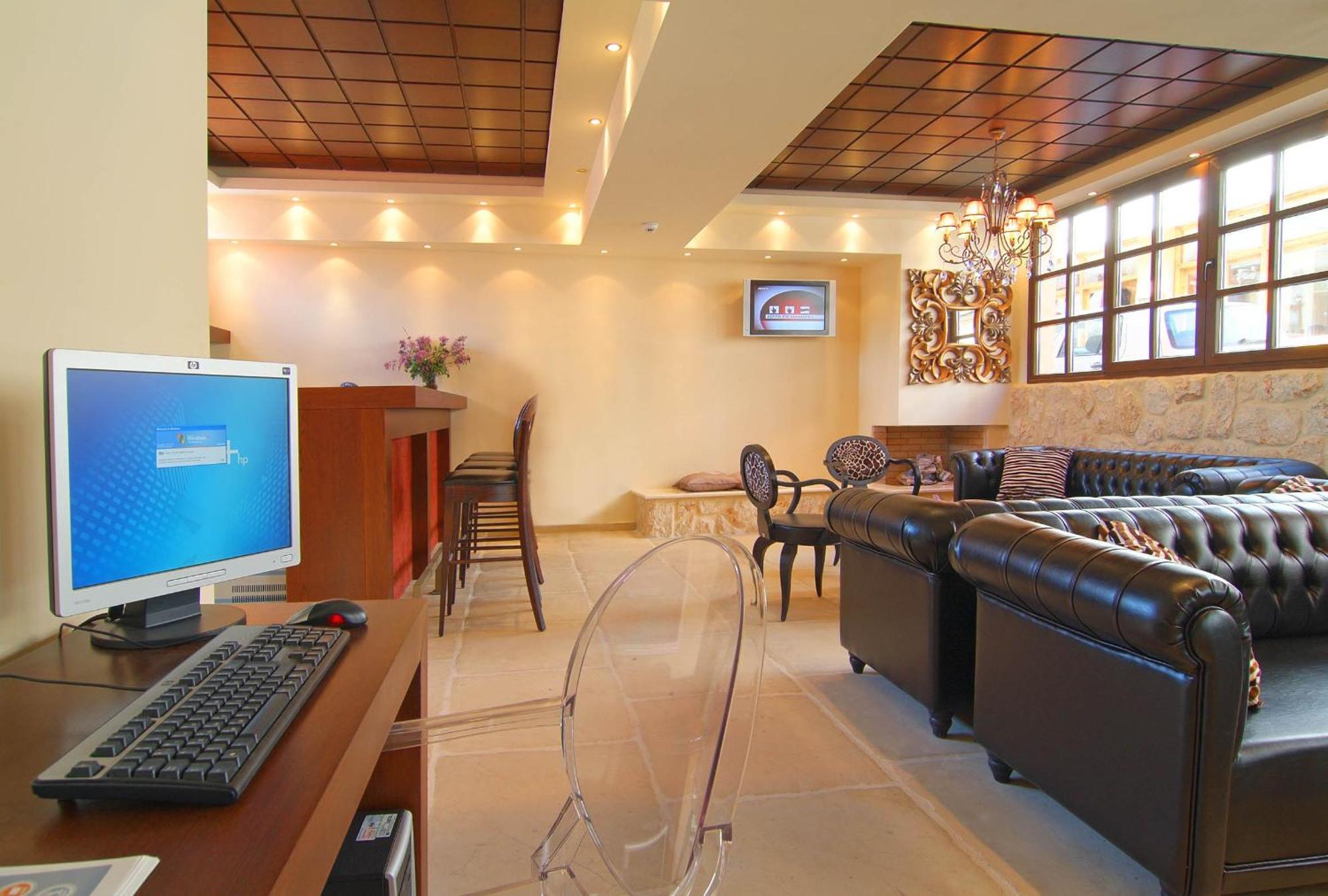 Hotel Leto Delphi ภายนอก รูปภาพ